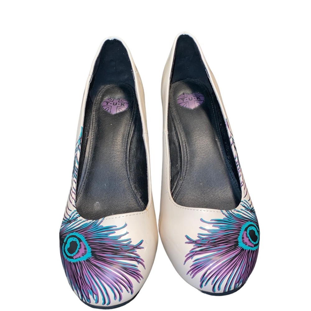 T.U.K White Peacock 2” heels